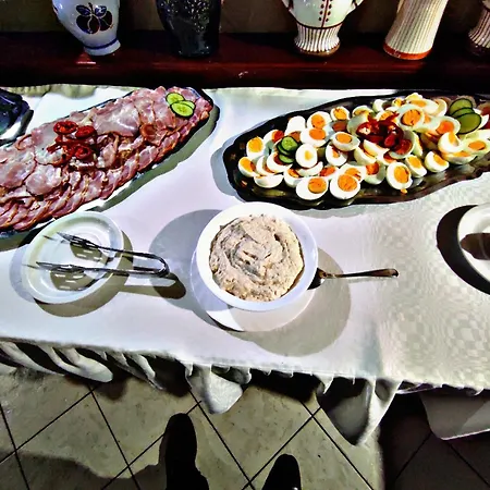 Ξενοδοχείο Atrium 3*