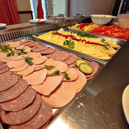 Hotell Atrium 3*